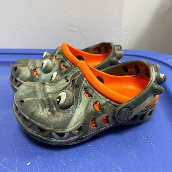 Capelli New York Toddler Boys Later Gator Clogs similar to crocs size 4 - 5 - Picture 4 of 12